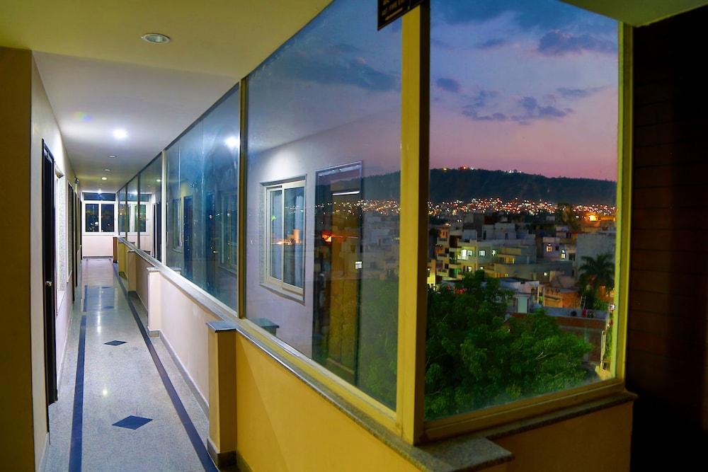 Hotel Royal Palm - A Budget Hotel In Udaipur Exterior photo