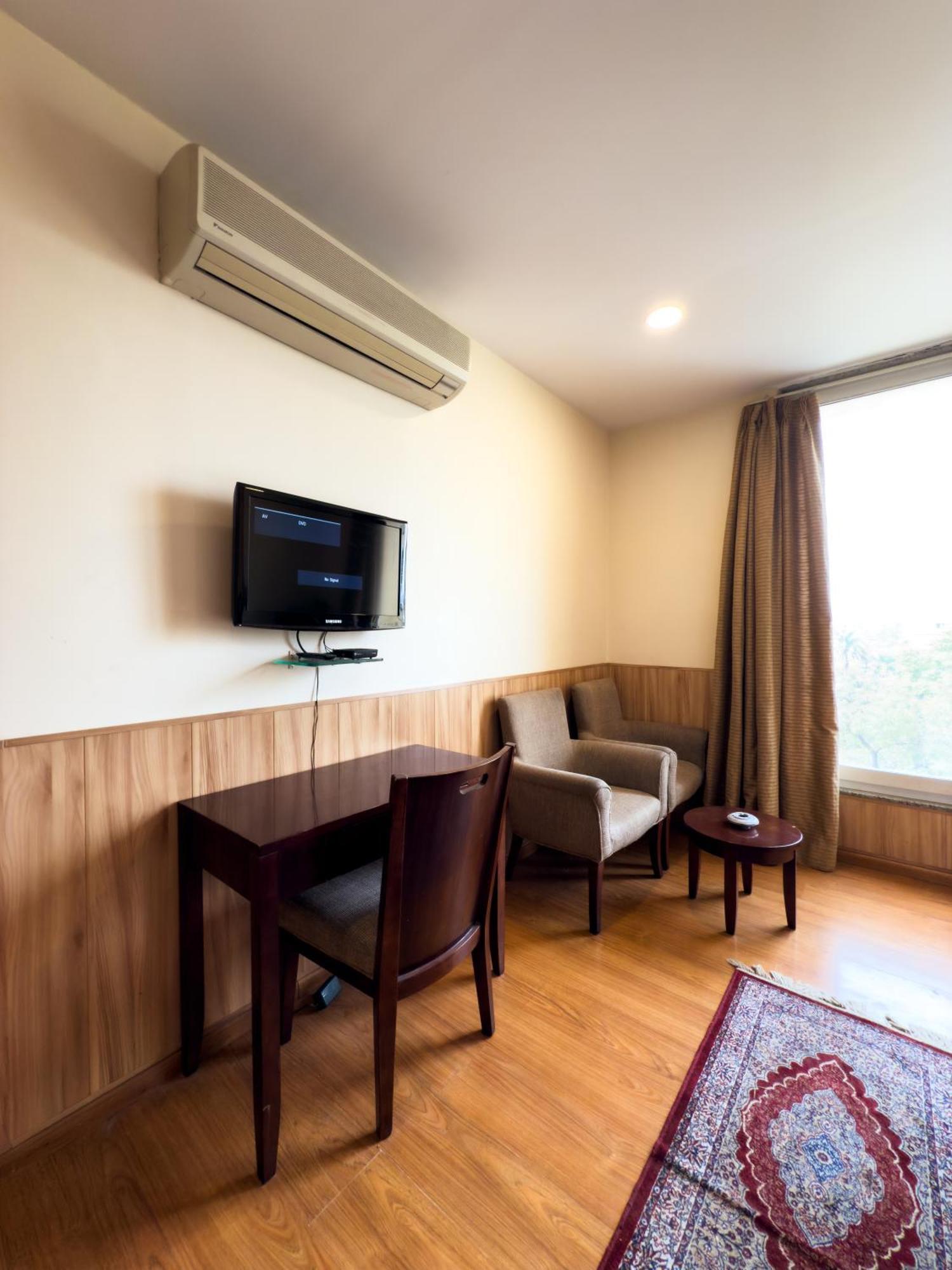 Hotel Royal Palm - A Budget Hotel In Udaipur Exterior photo