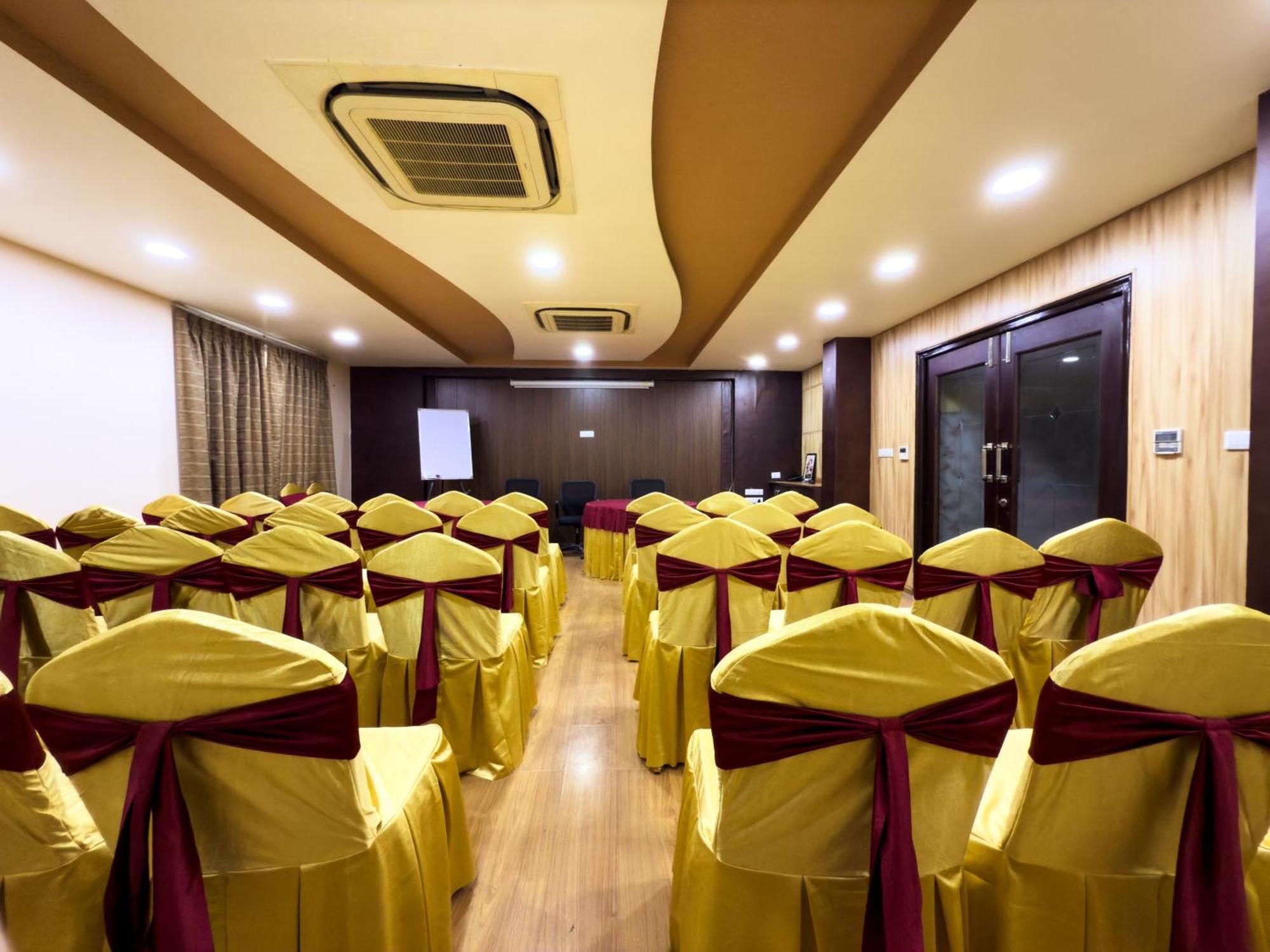 Hotel Royal Palm - A Budget Hotel In Udaipur Exterior photo